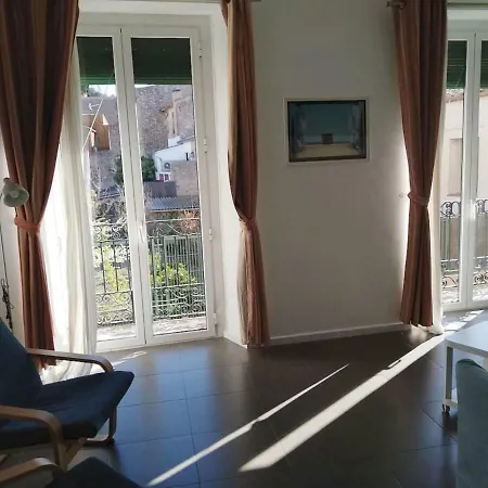 아파트 Apartament Al Centre Historic De -b12 *