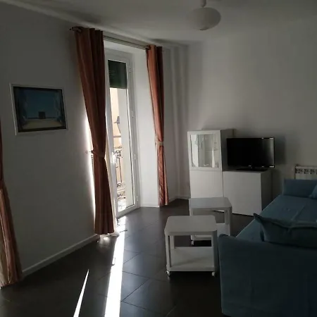 Apartament Al Centre Historic De -b12 Begur
